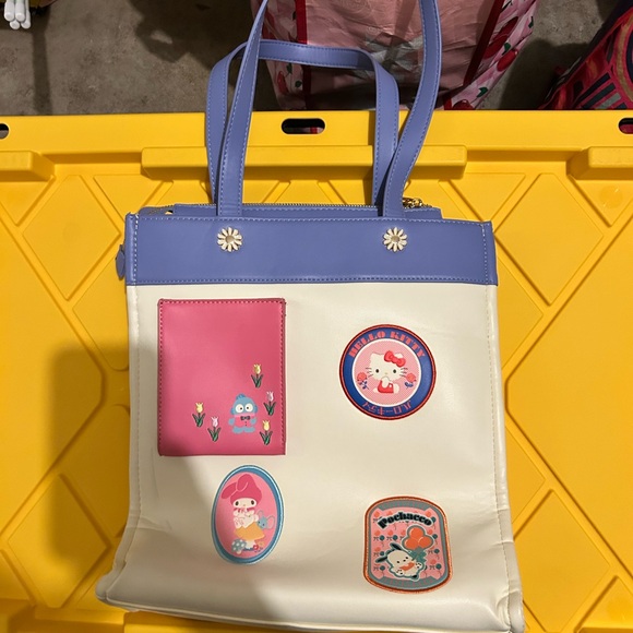 Loungefly x Sanrio Purple and Cream Cartoon Tote - Picture 2 of 3